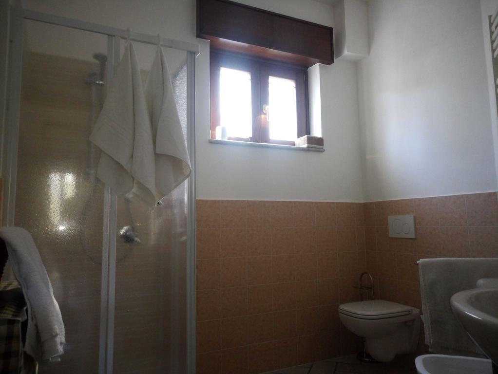 La Casa Dei Fiori - Ospitalita Diffusa أَجيرولا المظهر الخارجي الصورة